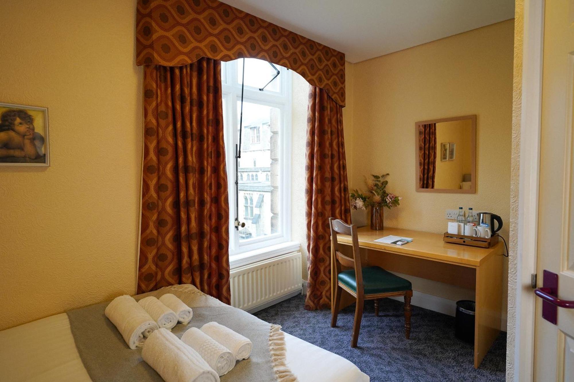 Ushaw Historic House, Chapels & Gardens Bed and Breakfast Durham Kamer foto